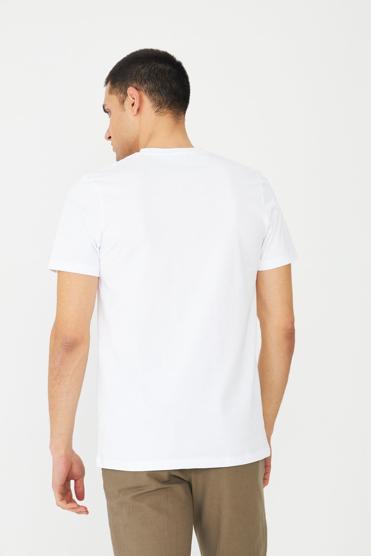 Beyaz Basic Bisiklet Yaka Erkek T-Shirt