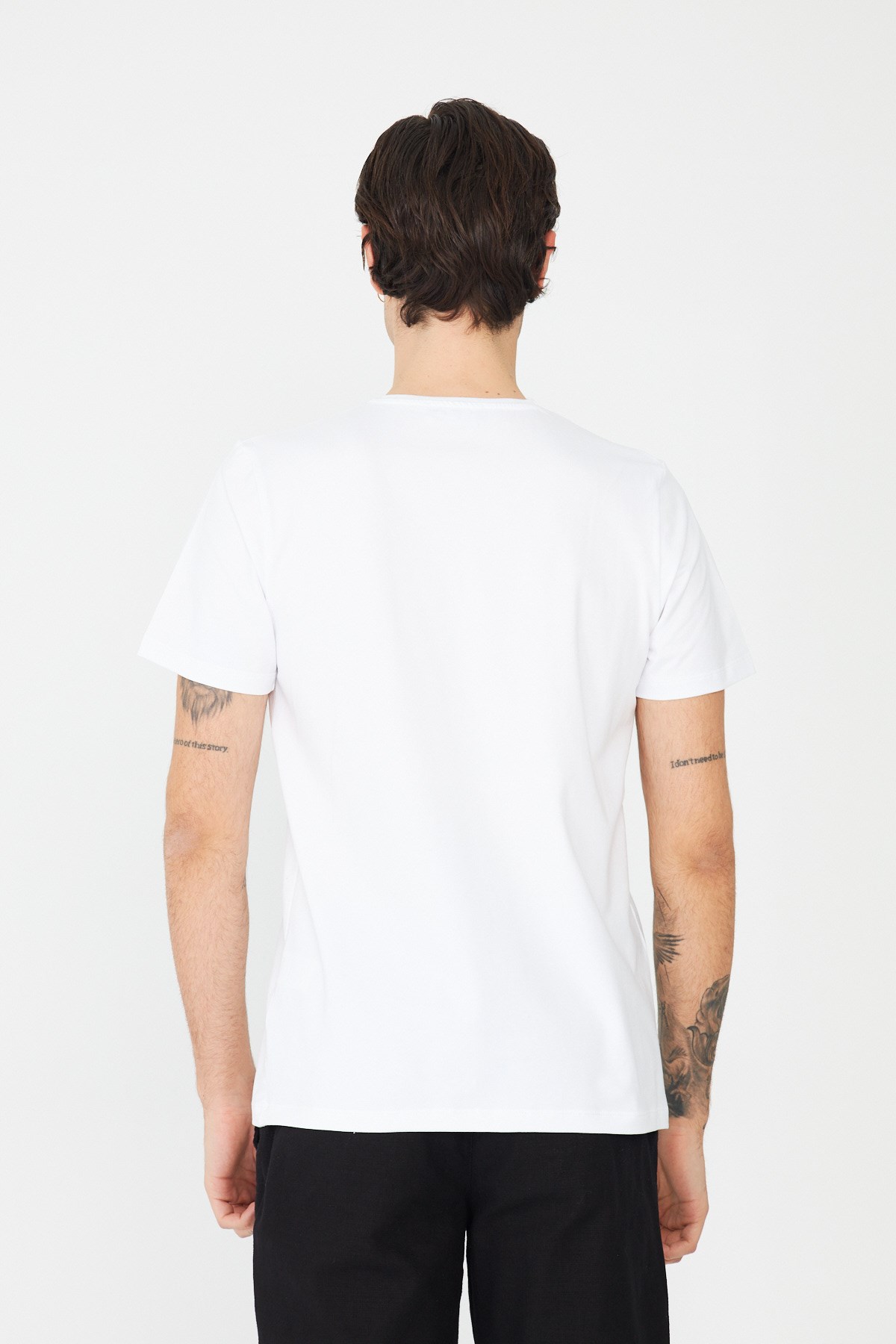 Beyaz Bisiklet Yaka Basic Erkek T-Shirt