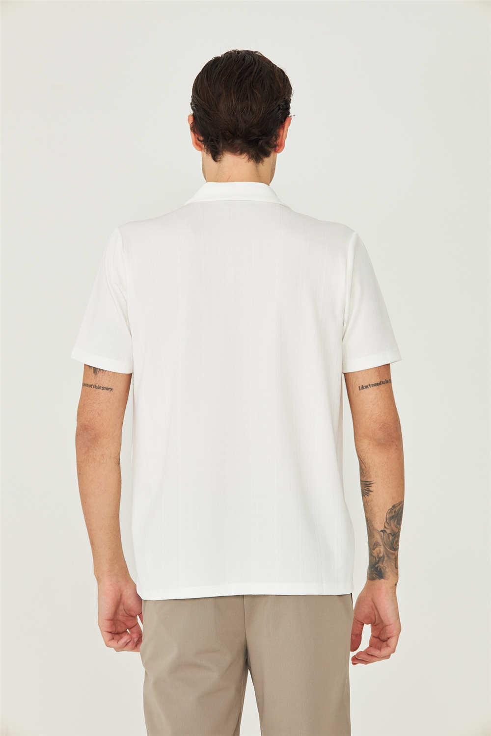 Beyaz Gömlek T-Shirt 