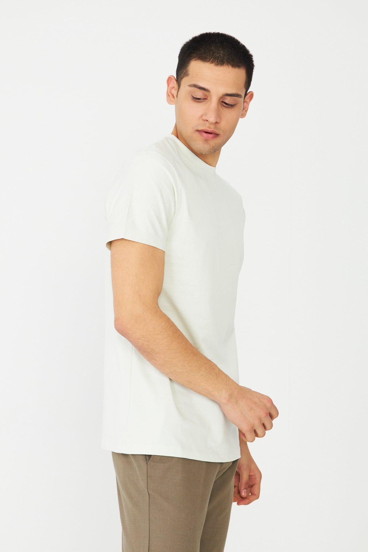 Ekru Basic Bisiklet Yaka Erkek T-Shirt