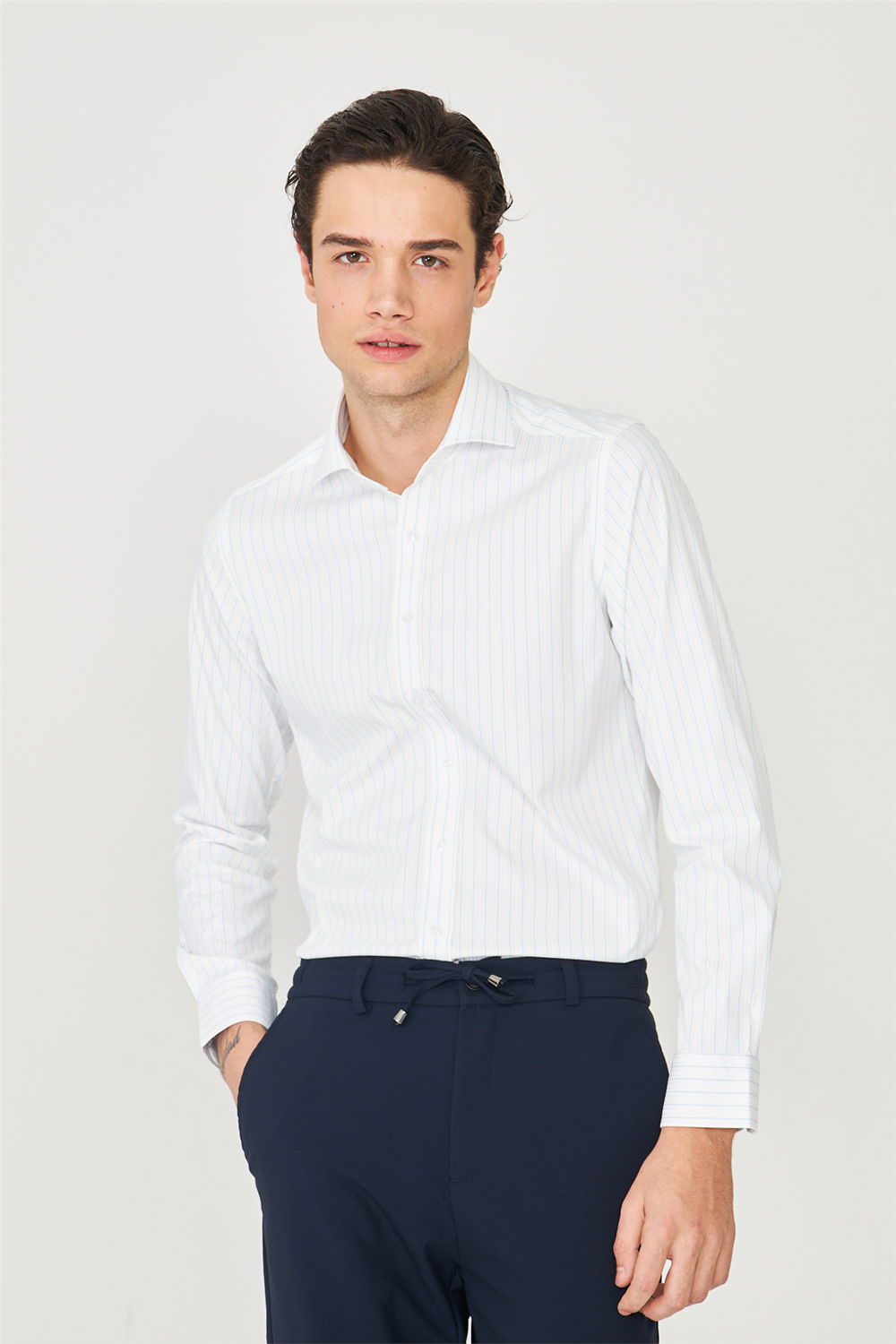 Mavi İnce Çizgili Uzun Kollu Gömlek Slim Fit