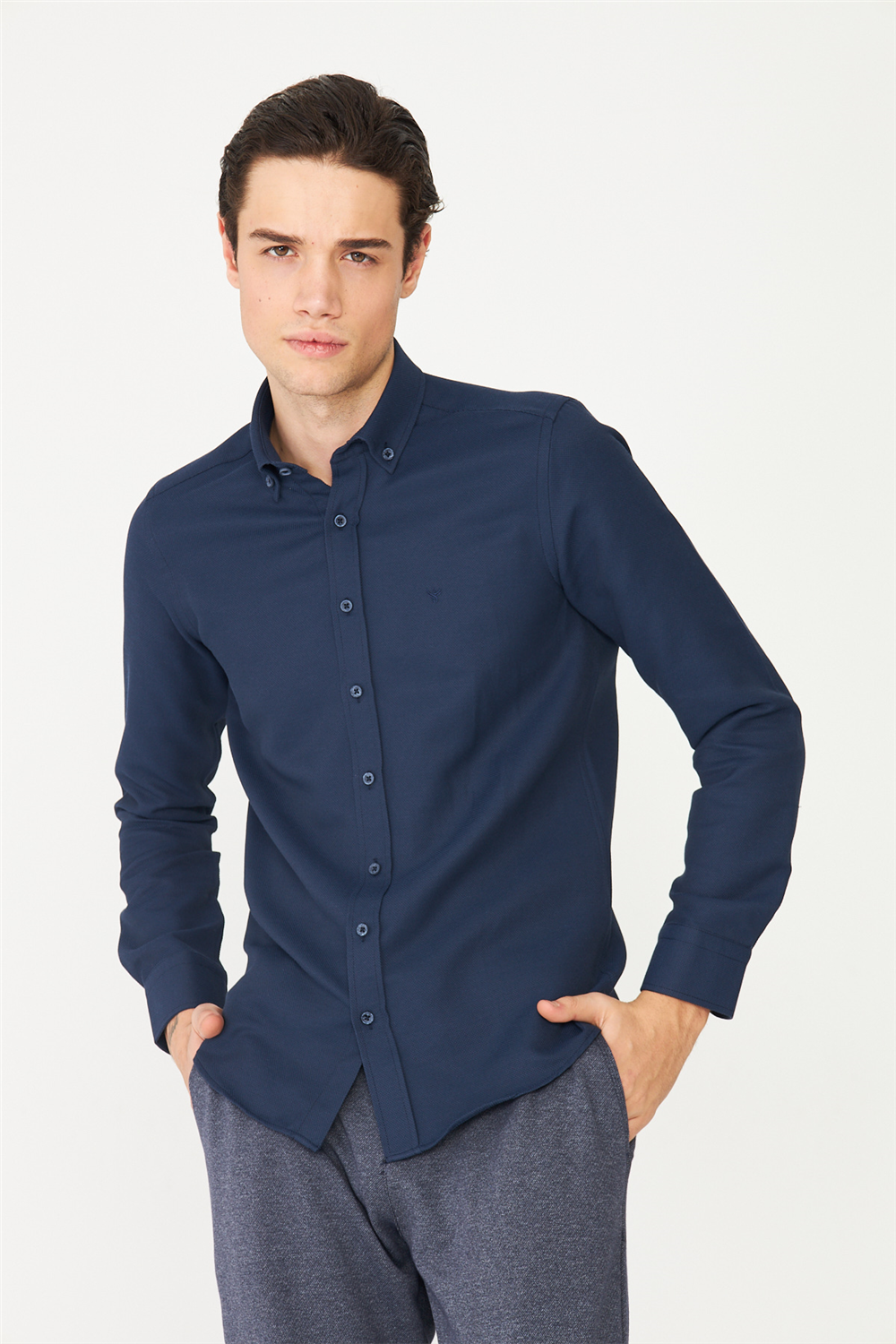 Lacivert Düğmeli Yaka Uzun Kollu Gömlek Slim Fit