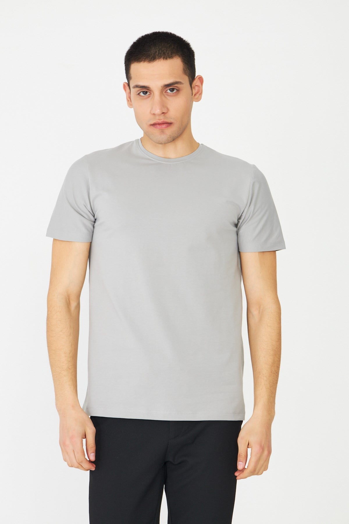 Gri Basic Bisiklet Yaka Erkek T-Shirt