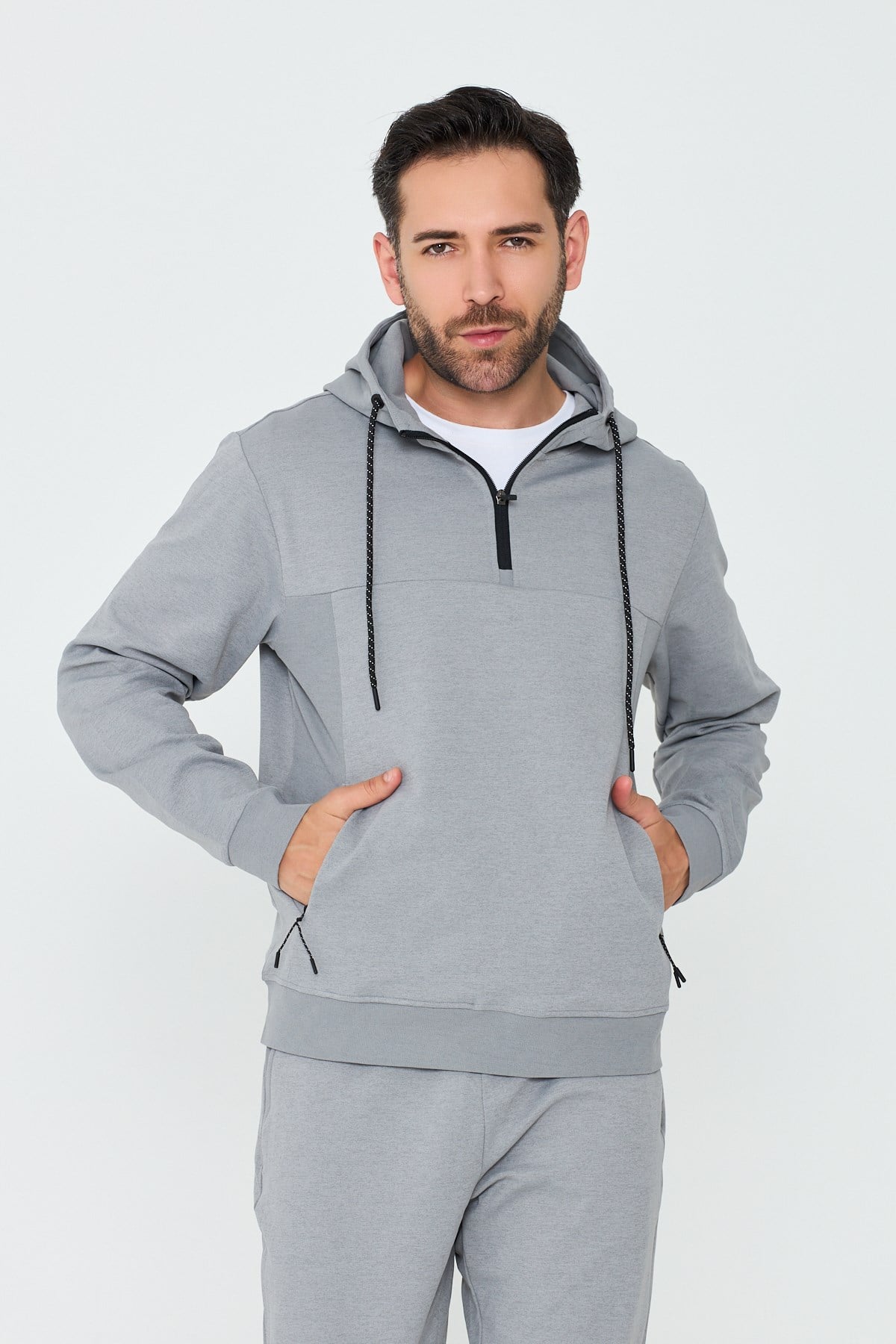 Gri Kapüşonlu Yarım Fermuarlı Yandan Cepli Erkek Sweatshirt