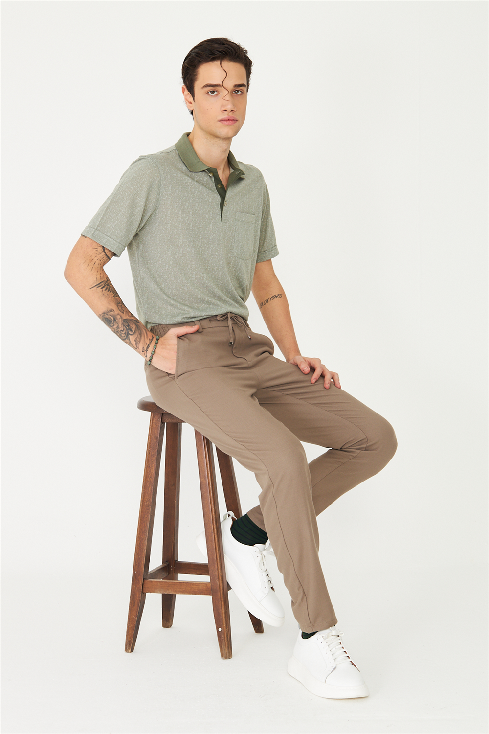 Haki Modern Kesim Bağcıklı Smart Casual Jogger Pantolon