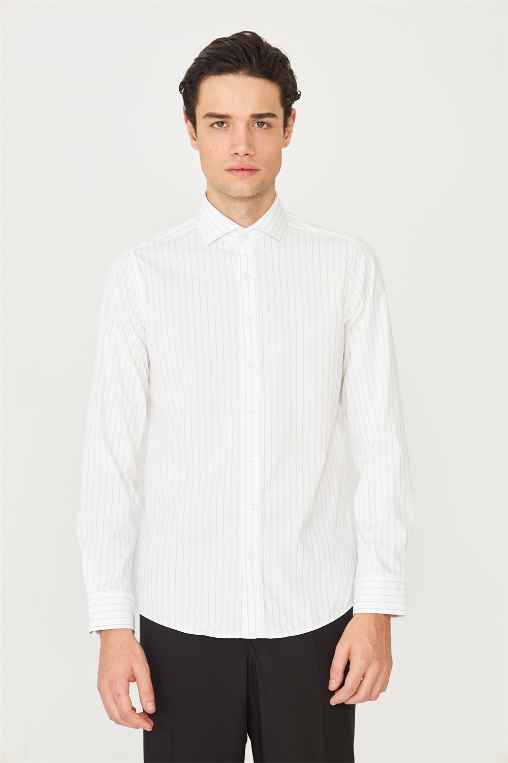 Bej İnce Çizgili Uzun Kollu Gömlek Slim Fit