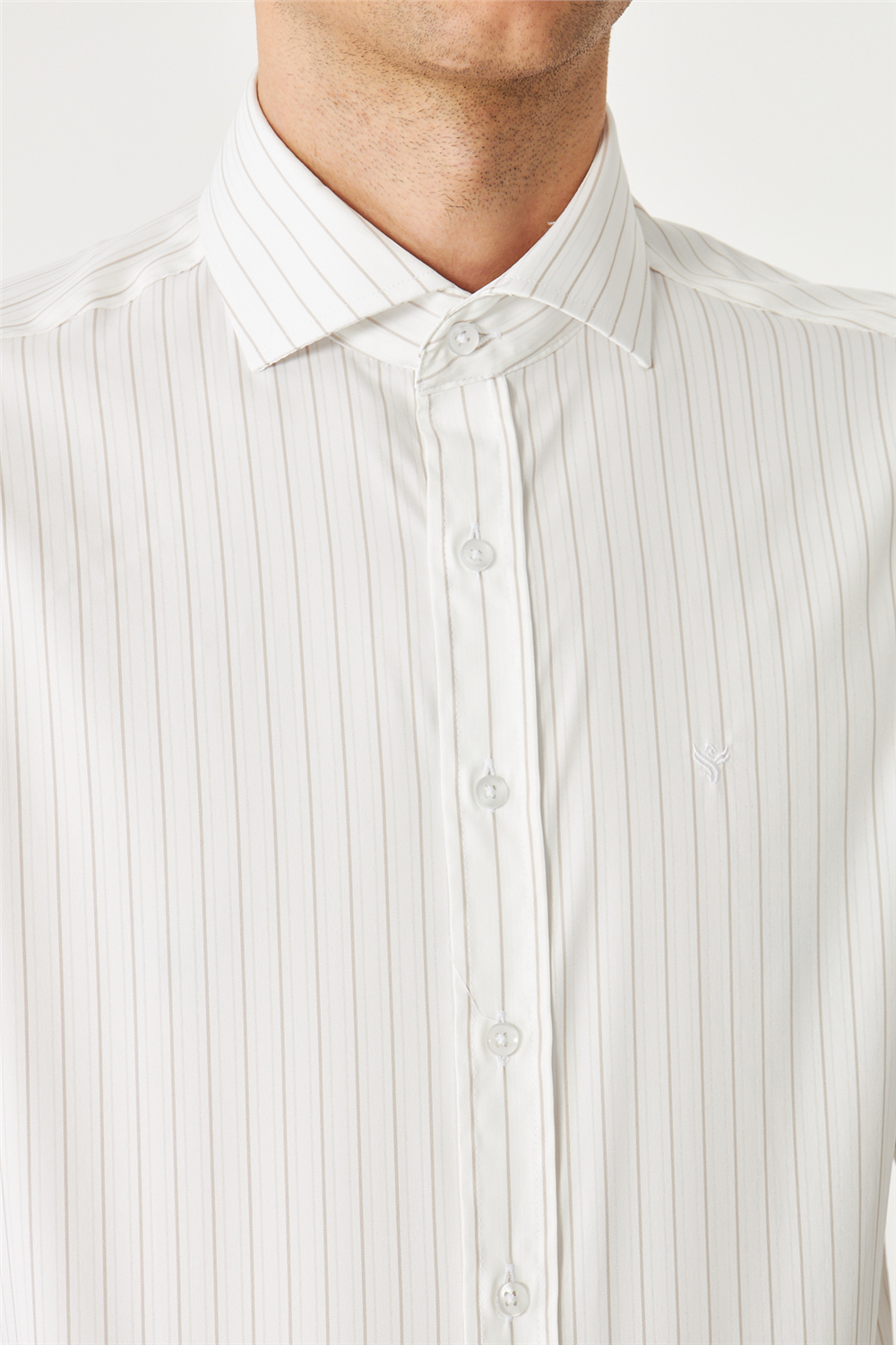 Bej İnce Çizgili Uzun Kollu Gömlek Slim Fit