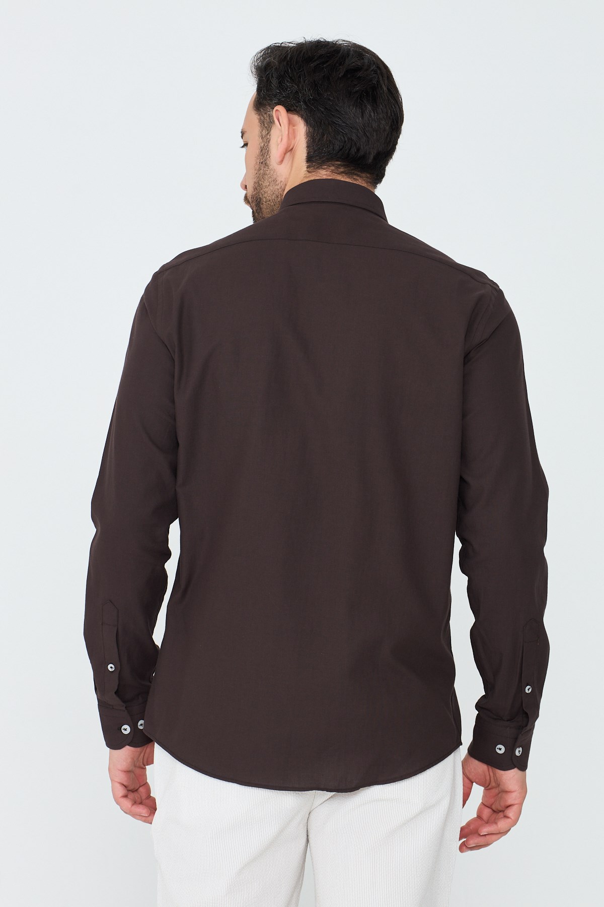 Kahverengi %100 Pamuk Dynamic Fit Uzun Kollu Gömlek