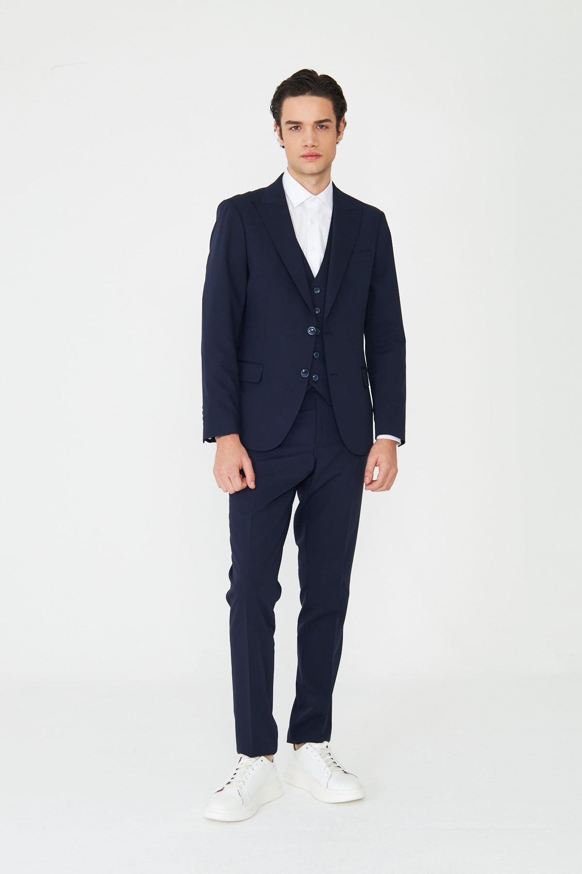Lacivert Klasik Yaka Modern Slim Fit Yelekli Takım Elbise
