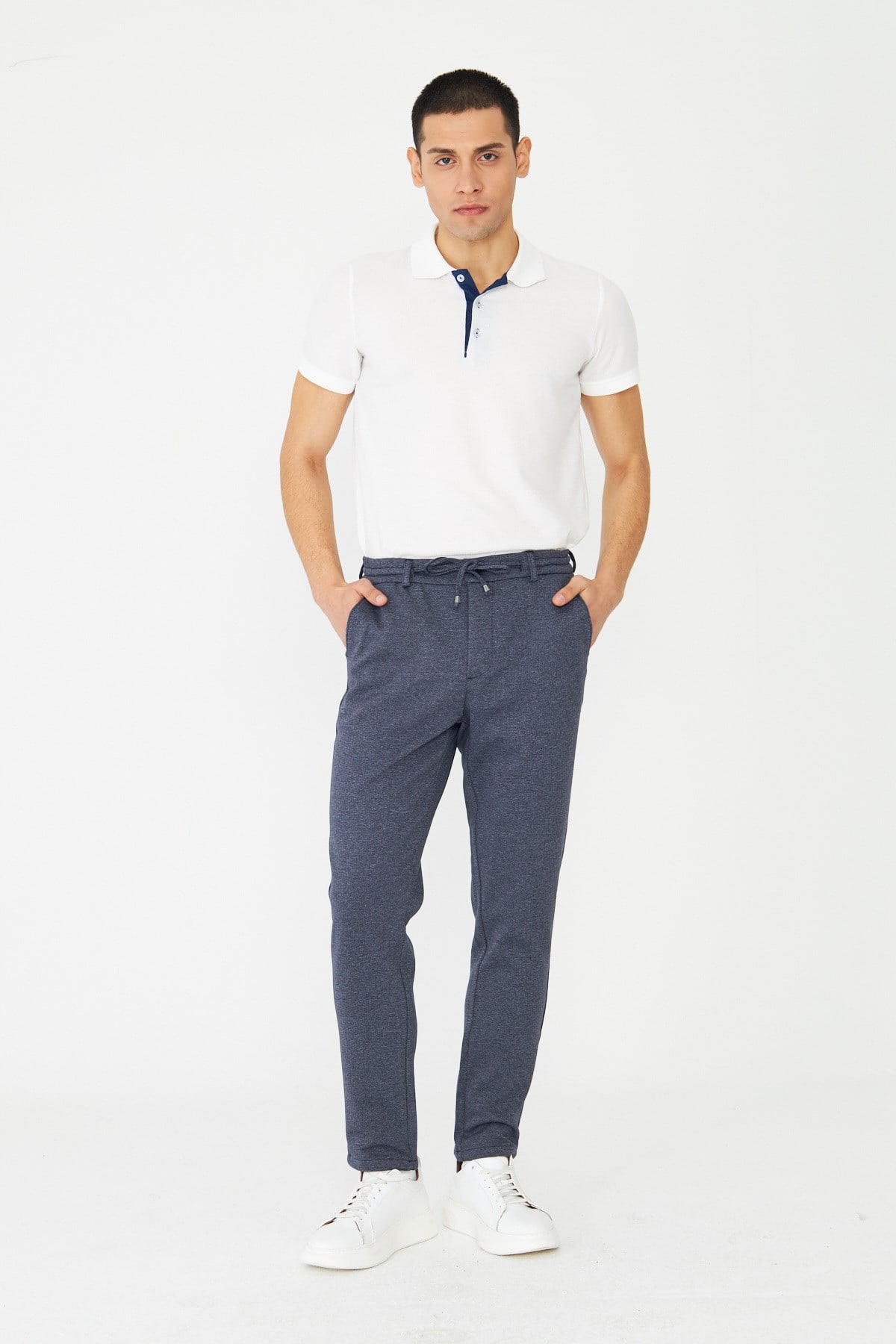 Lacivert Modern Kesim Bağcıklı Jogger Pantolon