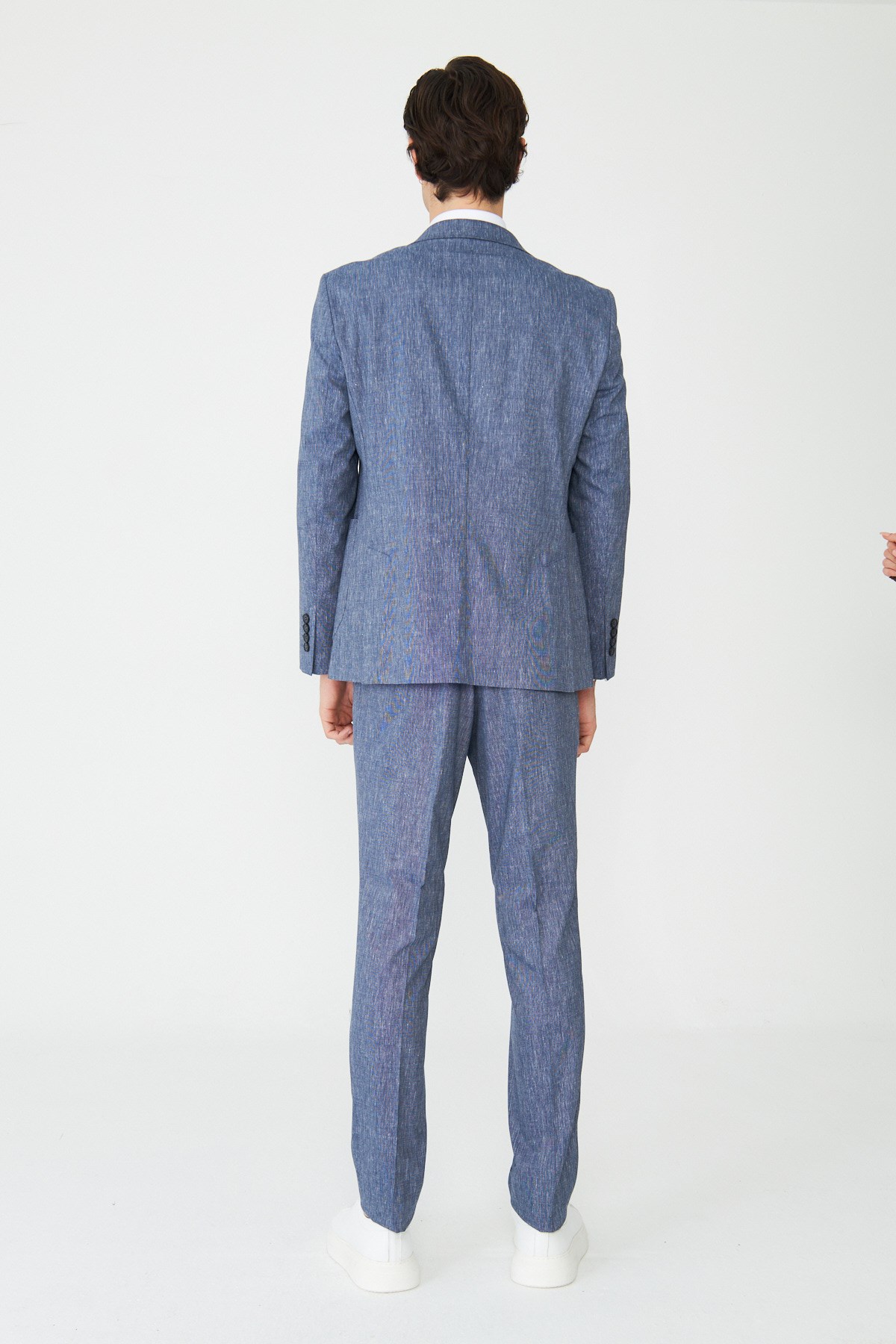Mavi Dokulu Yazlık Modern Slim Fit Takım Elbise