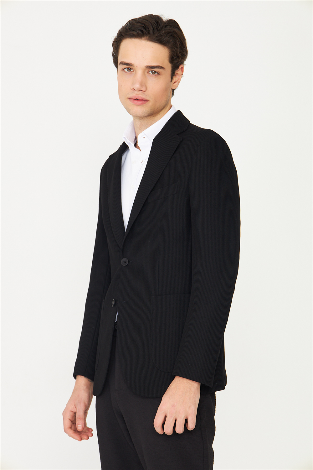 Siyah Fitilli Modern Kesim Düğmeli Blazer Ceket