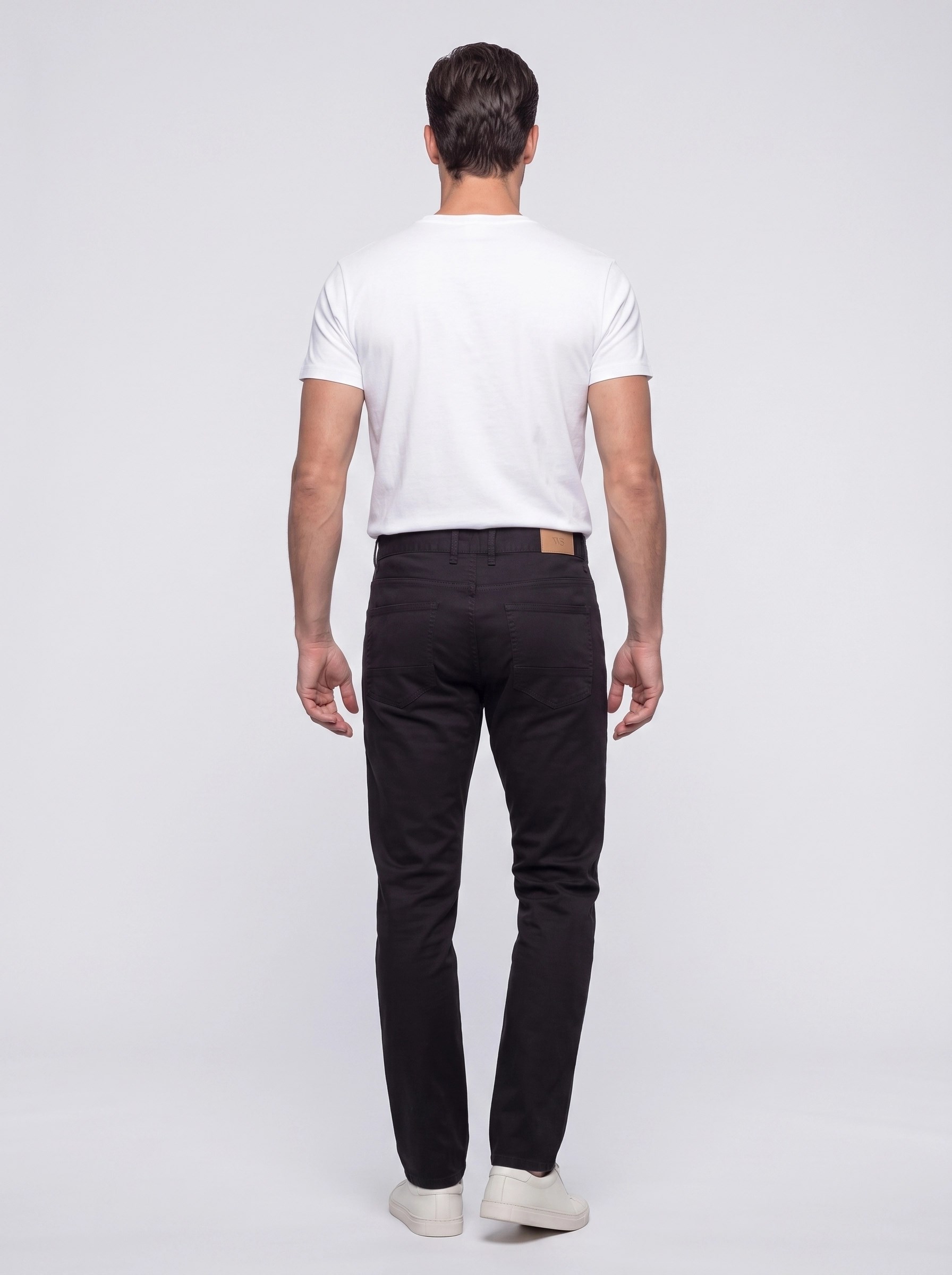 Siyah Dynamic Fit Erkek Chino Pantolon