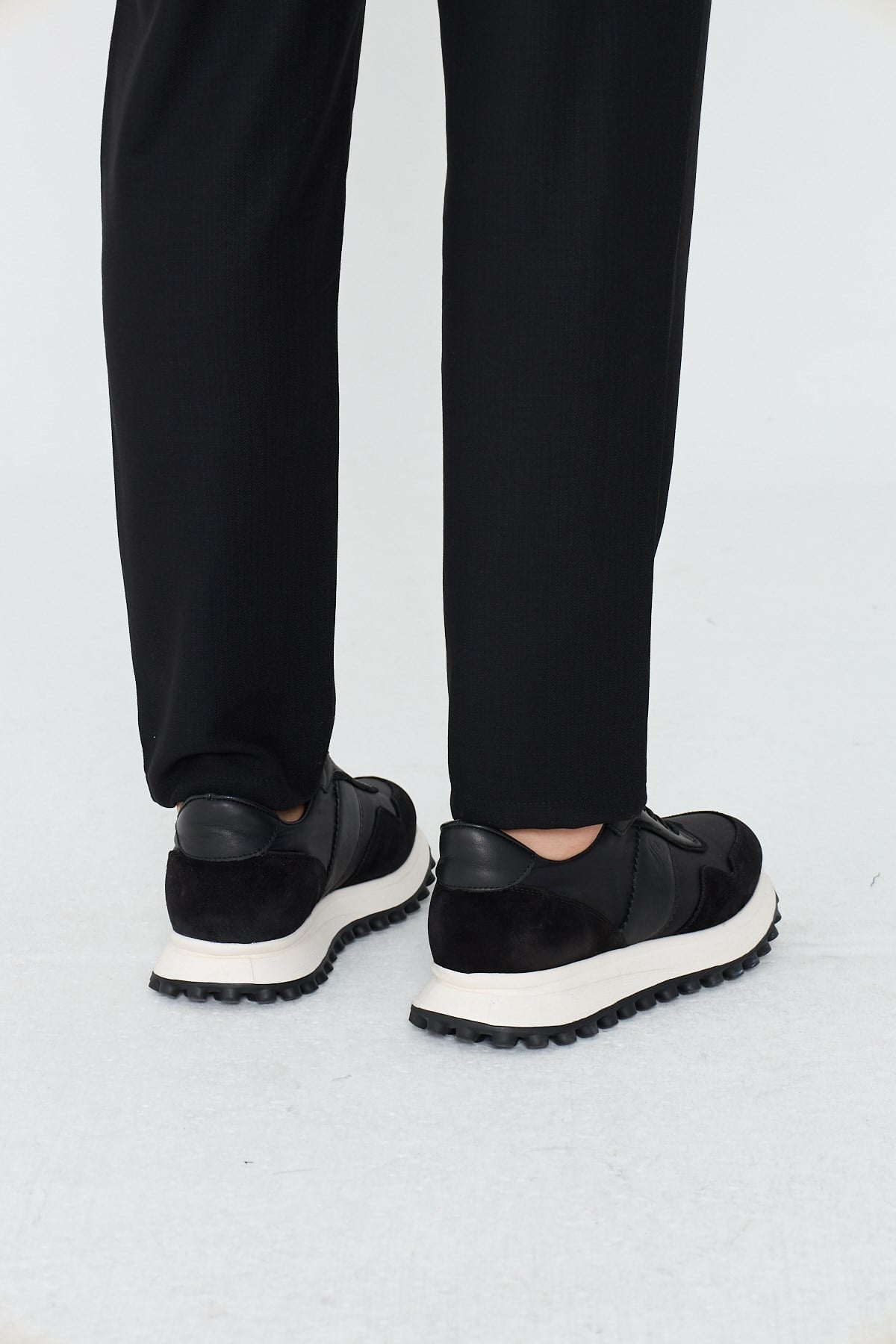 Siyah Hakiki Deri Bağcıklı Yüksek Tabanlı Erkek Sneaker