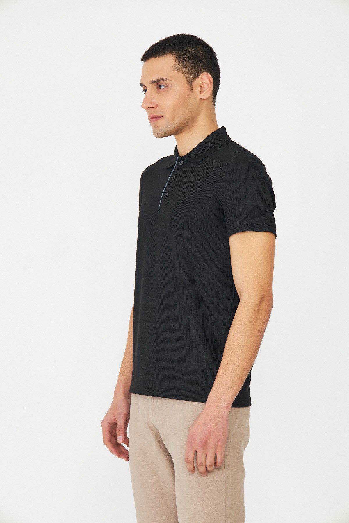 Siyah Modern Kesim Polo Yaka Erkek T-Shirt