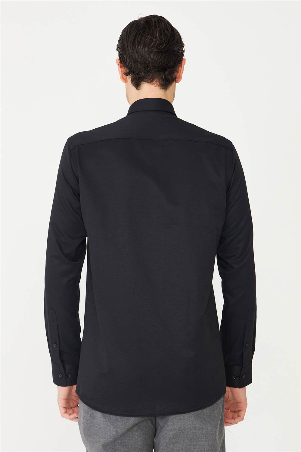 Siyah Normal Fit Rahat Kesim Dört Mevsim Uzun Kollu Gömlek