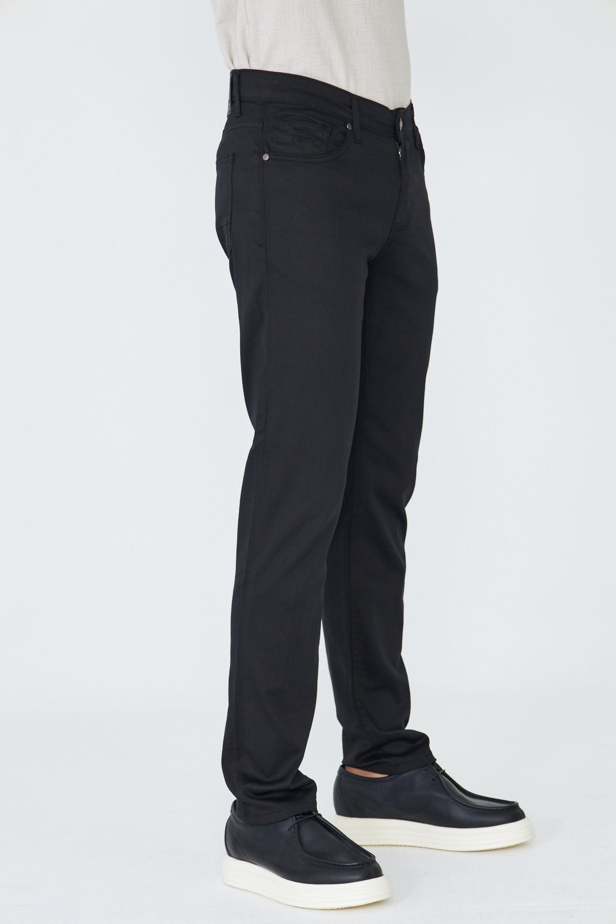 Siyah Tencel Kumaş Erkek Yazlık Chino Pantolon