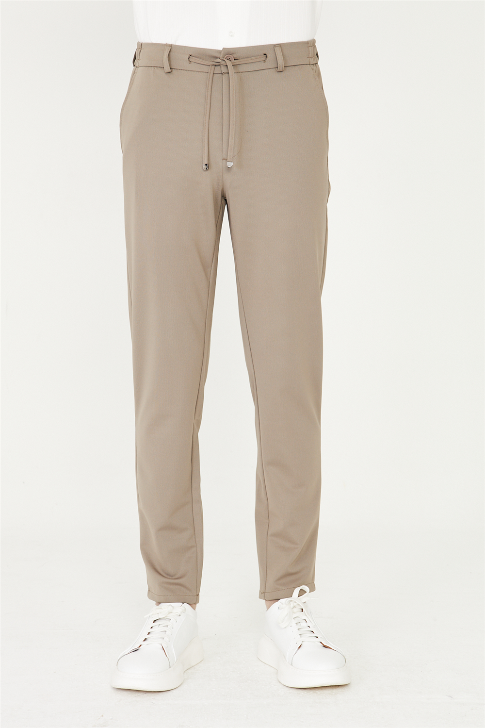 Bej Modern Kesim Bağcıklı Smart Casual Jogger Pantolon