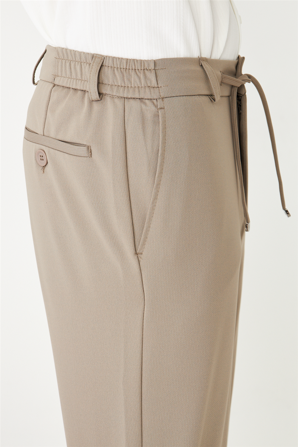 Bej Modern Kesim Bağcıklı Smart Casual Jogger Pantolon