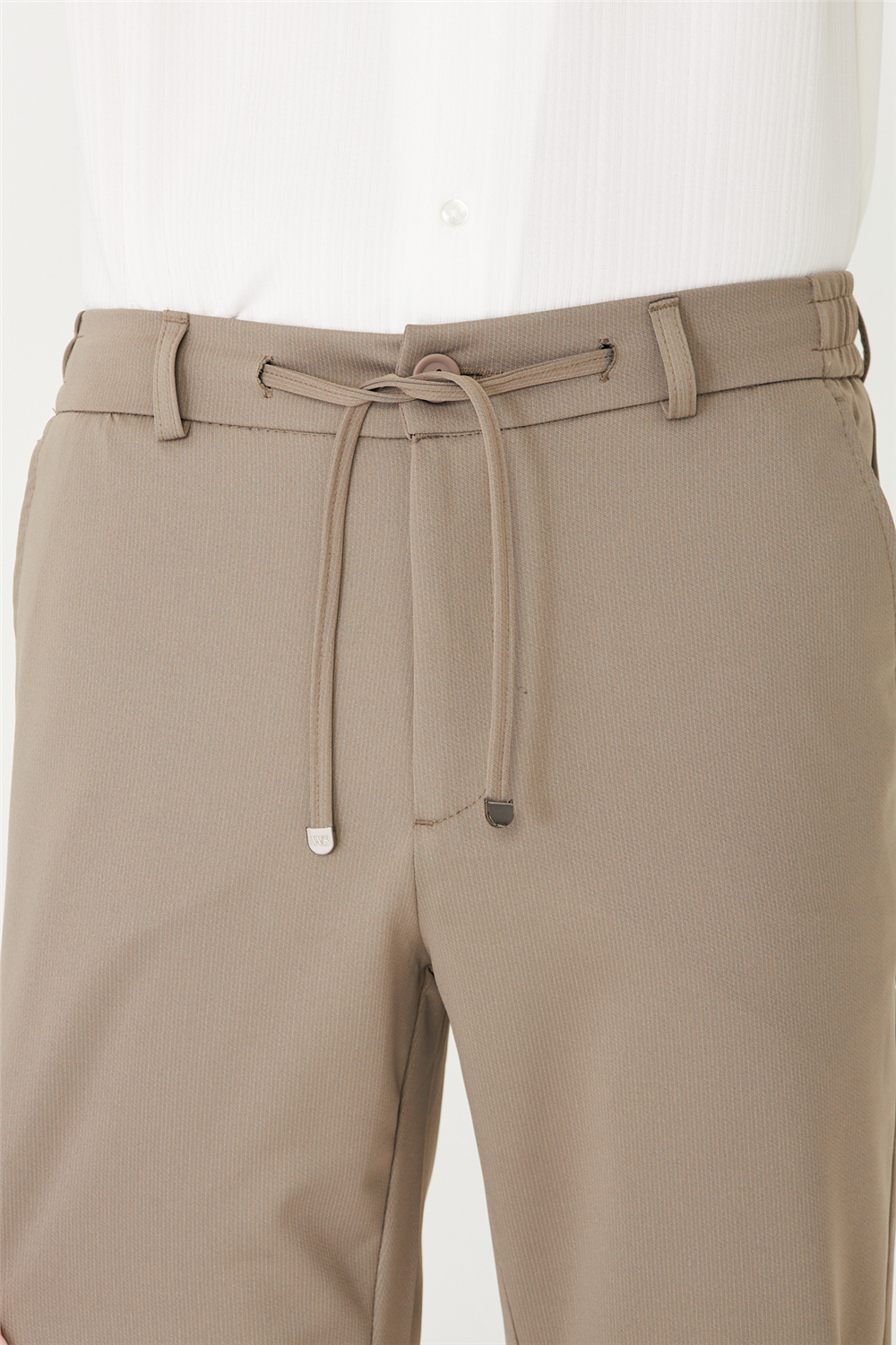 Bej Modern Kesim Bağcıklı Smart Casual Jogger Pantolon