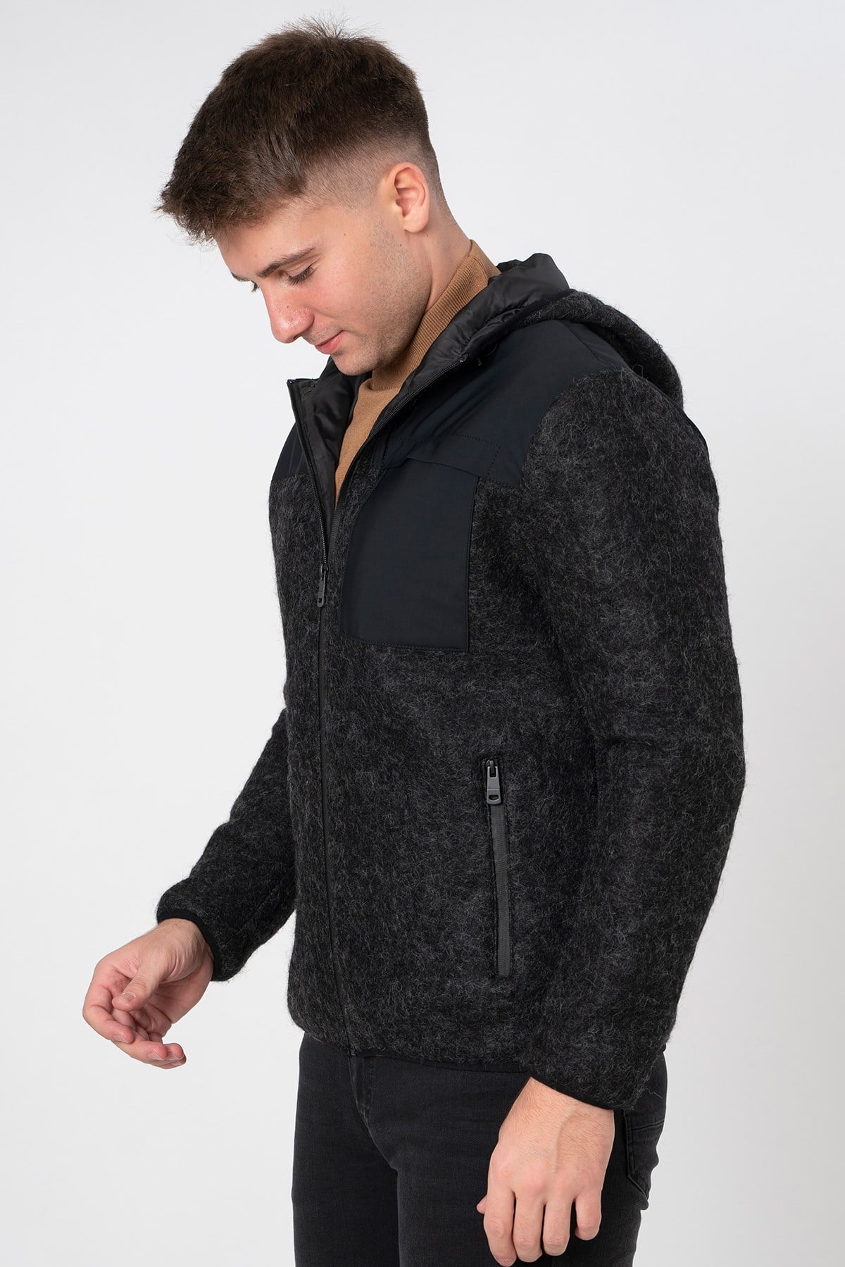 White Stone Eisenstadt Slim Fit Kapüşonlu Mont Siyah