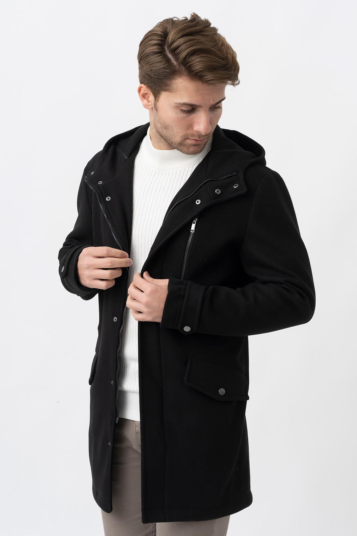 Siyah Slim Fit Kapüşonlu Fermuar Kapamalı Cepli Kaşe Kaban