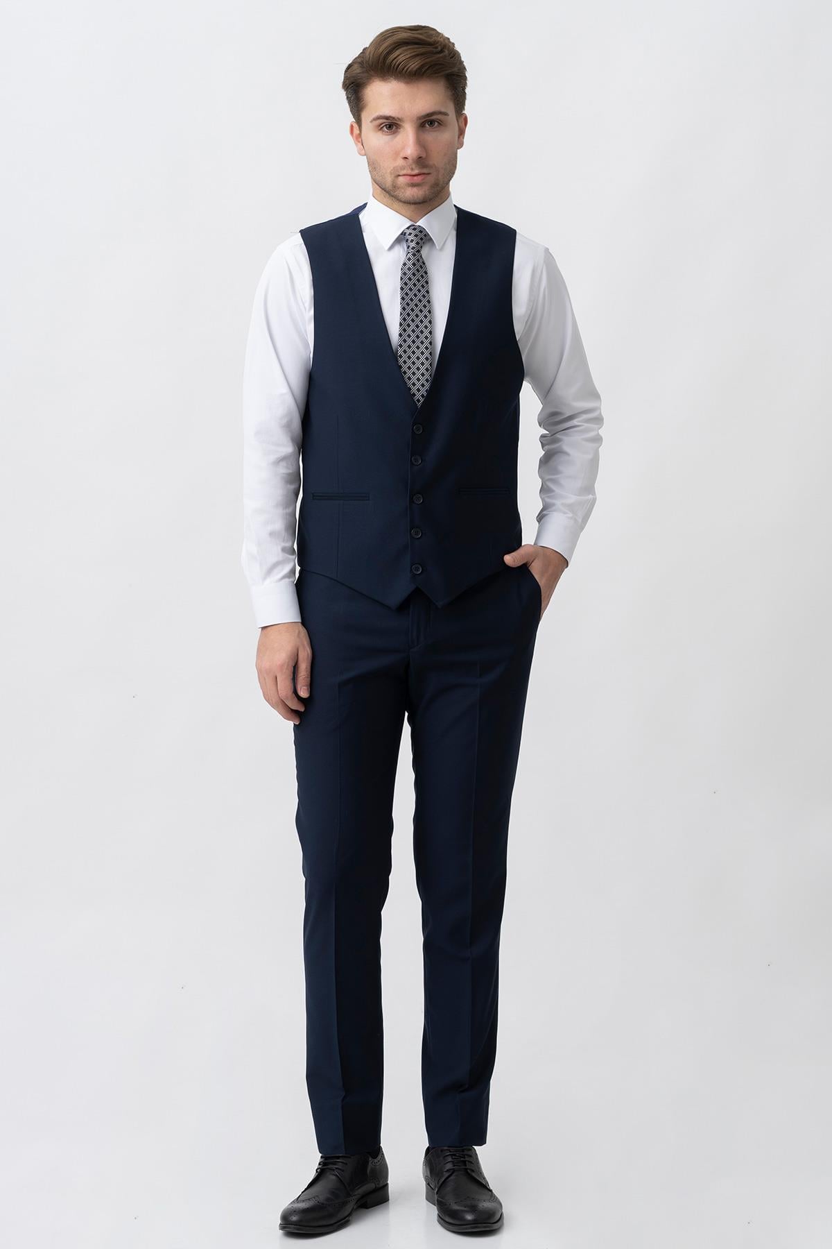 Lacivert Slim Fit Yelekli Kapaklı Cepli Premium Takım Elbise
