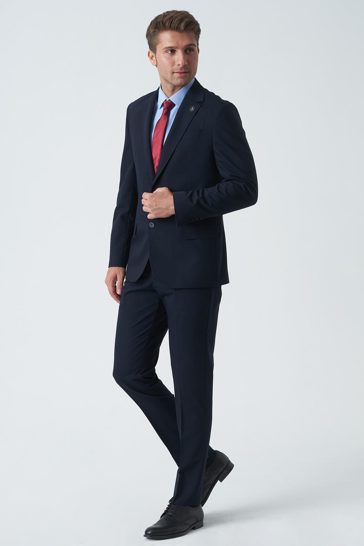 Lacivert Slim Fit Kalıp Klasik Esnek Likralı Kapaklı Cepli Takım Elbise