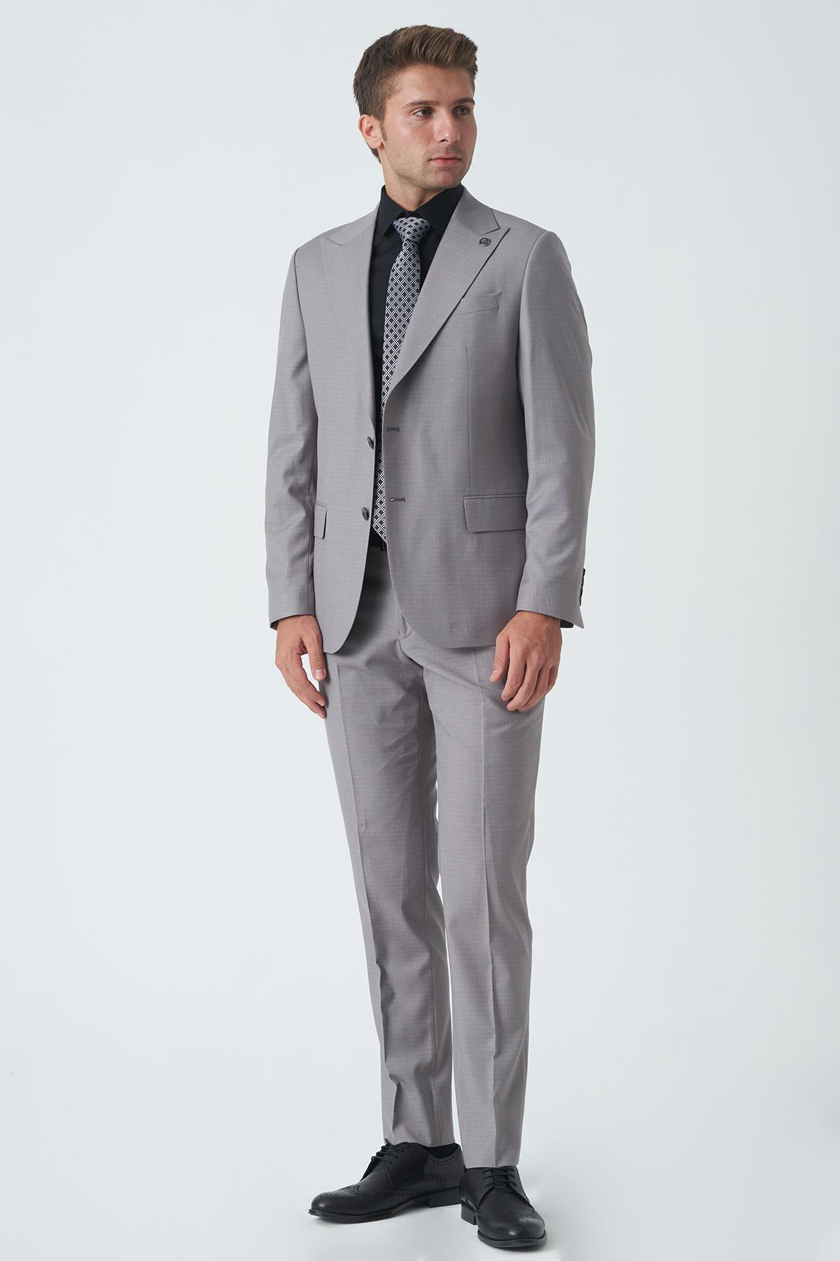 Gri Slim Fit Kalıp Esnek Likralı Kapaklı Cepli Takım Elbise