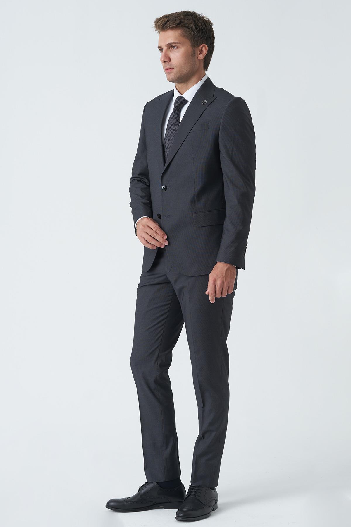 Antrasit Slim Fit Kalıp Esnek Likralı Kapaklı Cepli Takım Elbise