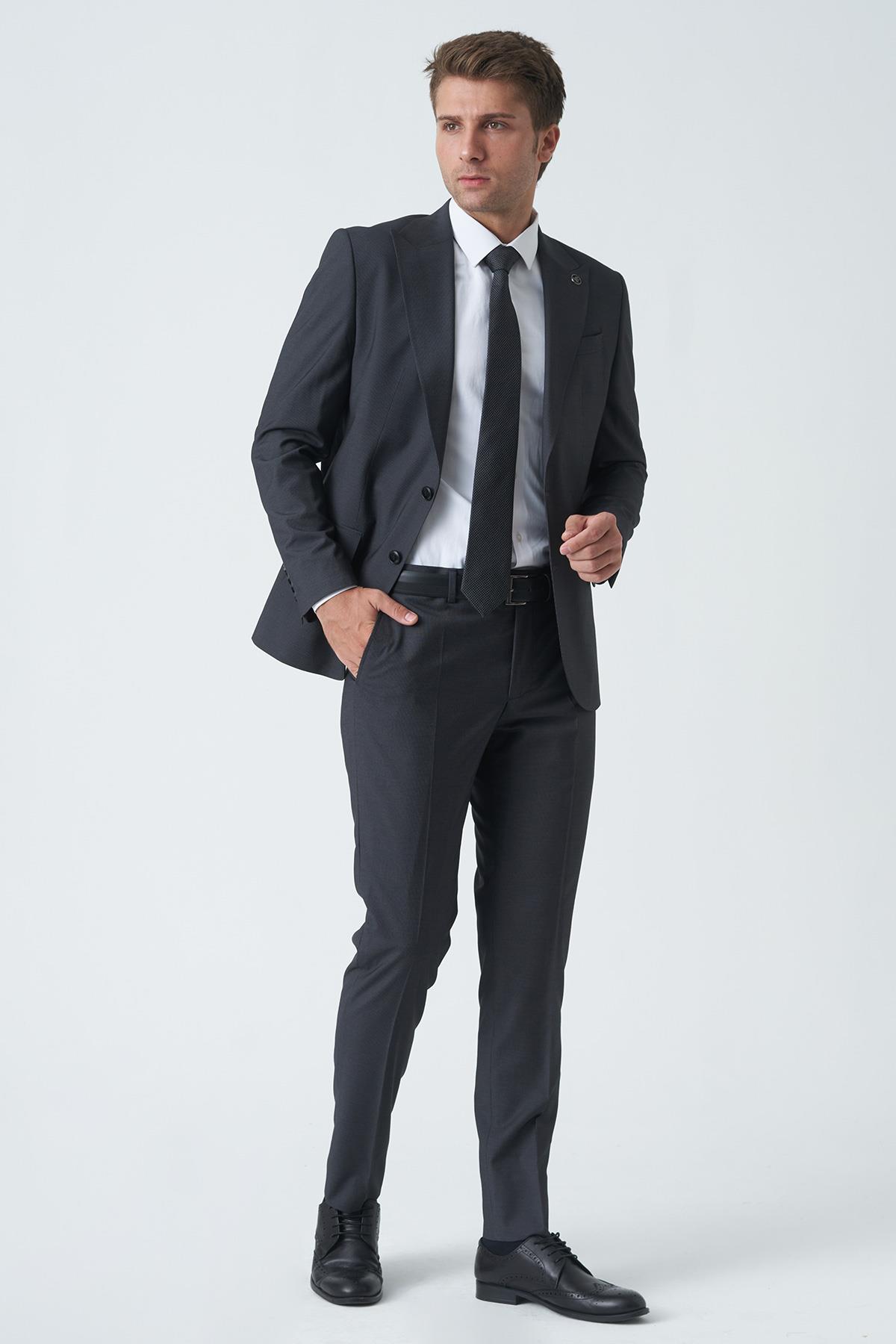 Antrasit Slim Fit Kalıp Esnek Likralı Kapaklı Cepli Takım Elbise