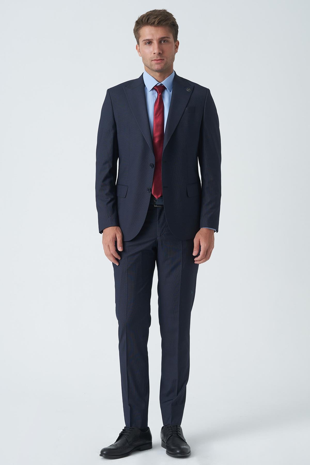 Lacivert Slim Fit Kalıp Esnek Likralı Kapakl Cepli Takım Elbise