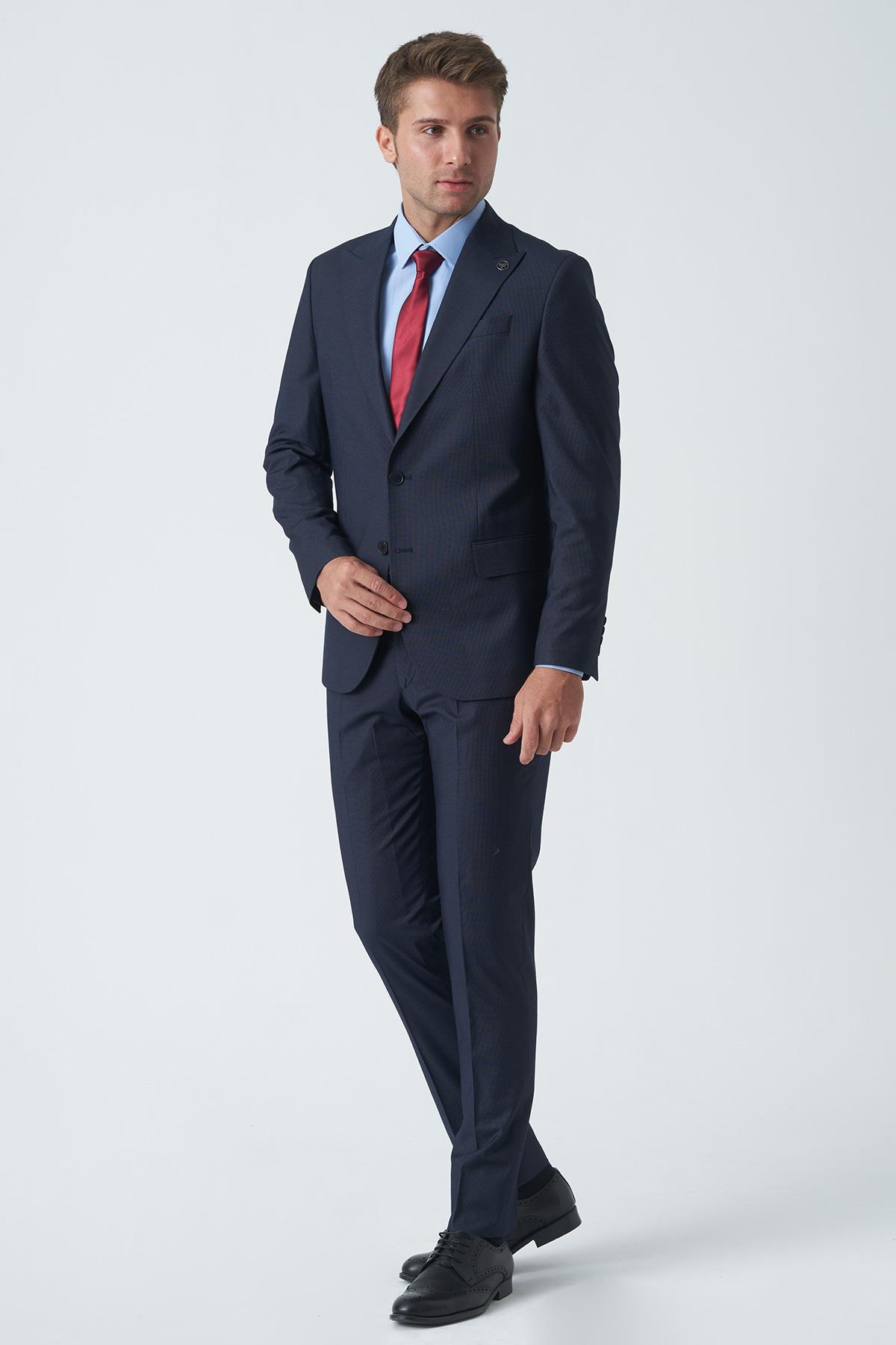 Lacivert Slim Fit Kalıp Esnek Likralı Kapakl Cepli Takım Elbise