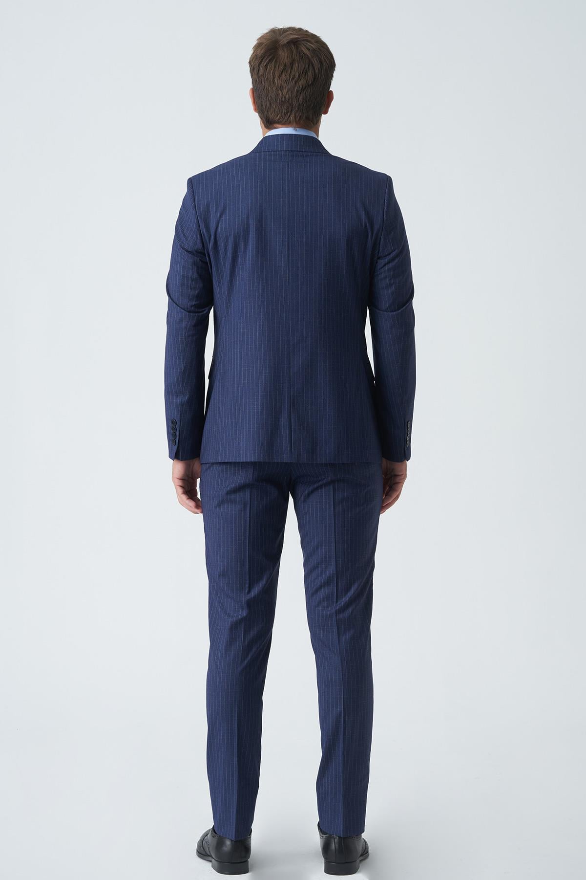 Mavi Beyaz İnce Çizgili Slim Fit Kalıp Kruvaze Premium Takım Elbise