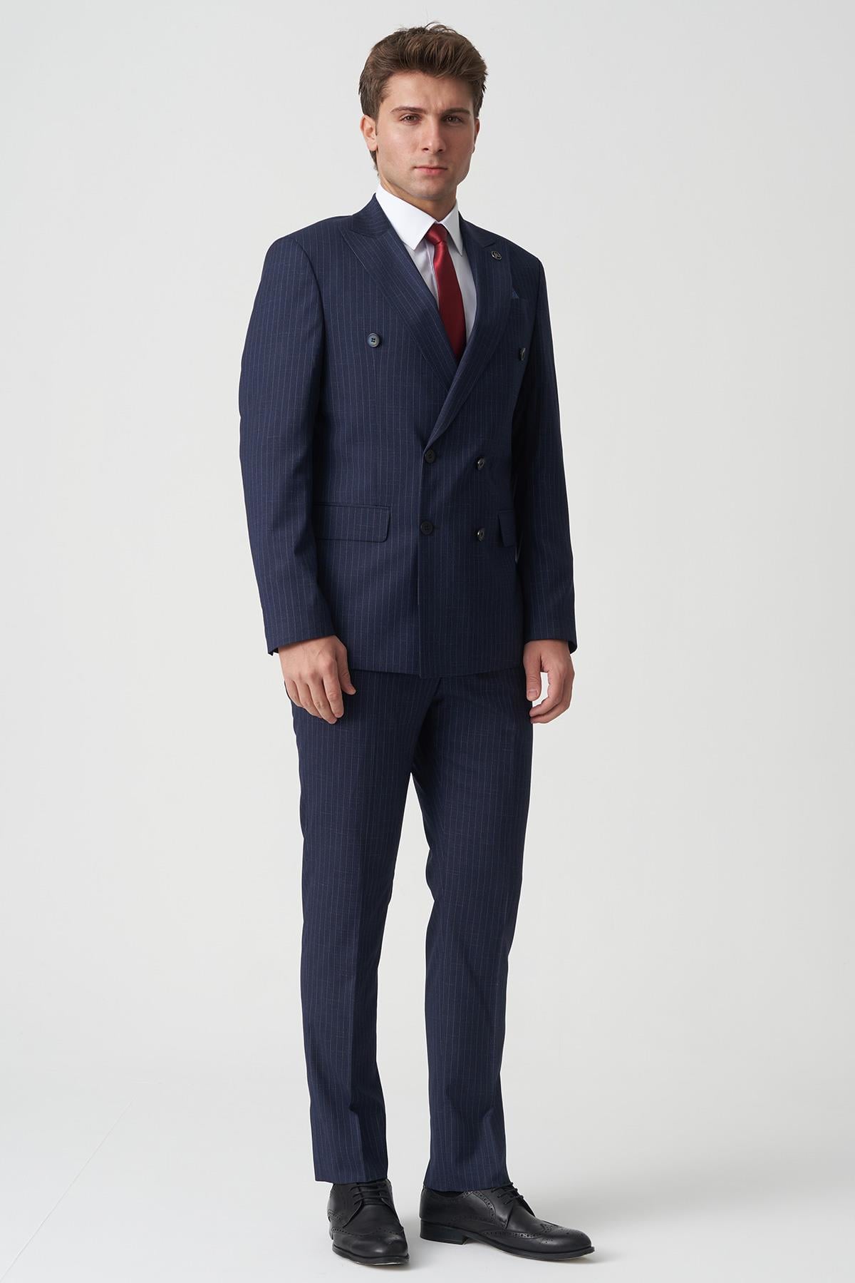 Koyu Lacivert Beyaz İnce Çizgili Slim Fit Kalıp Kruvaze Premium Takım Elbise
