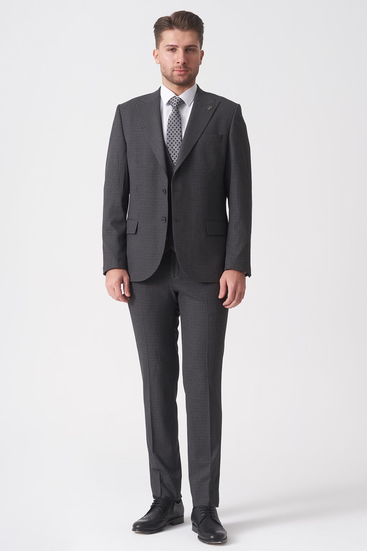 Antrasit Slim Fit Kalıp Yelekli Klasik Efektli Kumaş Esnek Likralı Kapaklı Cepli Takım Elbise