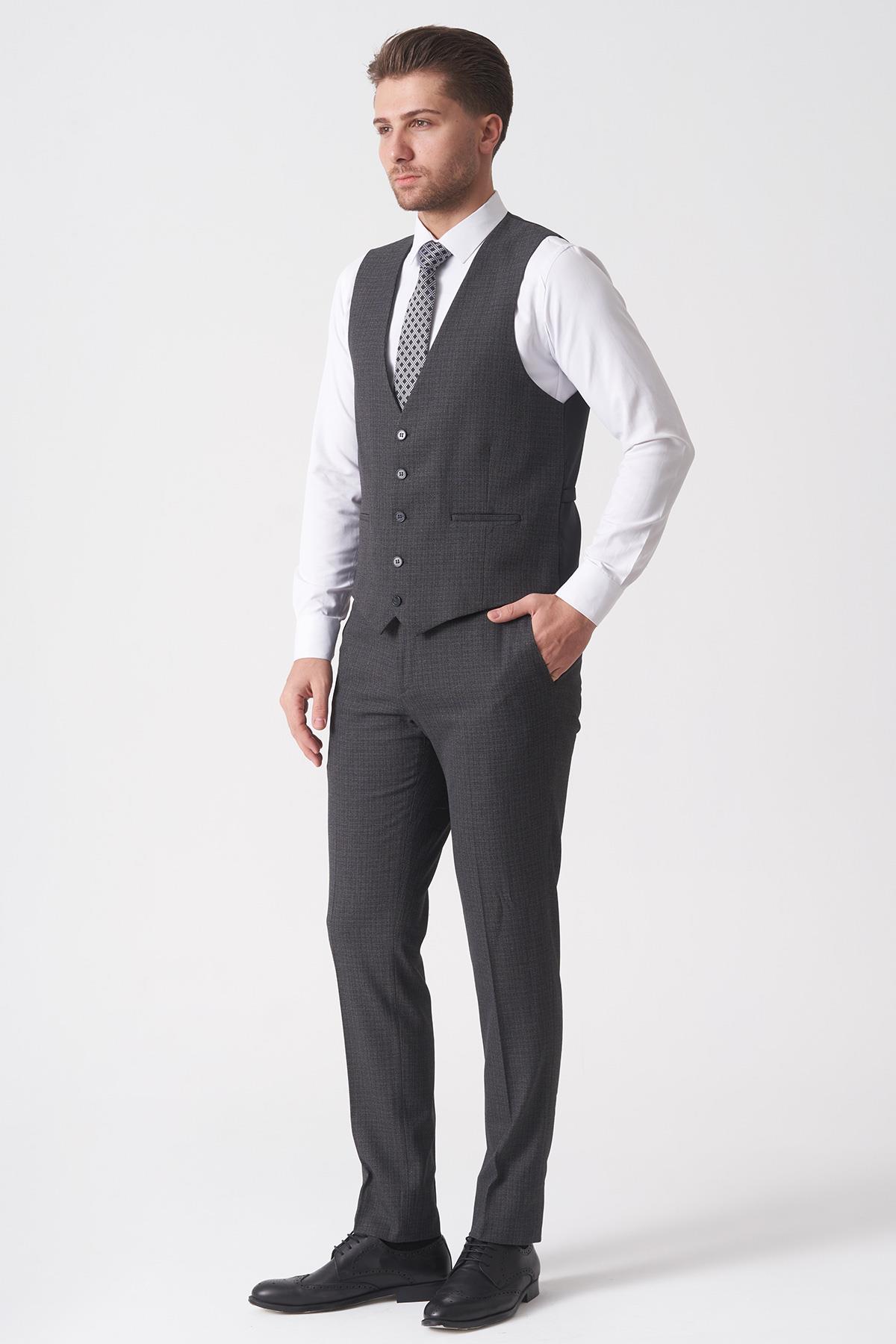 Antrasit Slim Fit Kalıp Yelekli Klasik Efektli Kumaş Esnek Likralı Kapaklı Cepli Takım Elbise