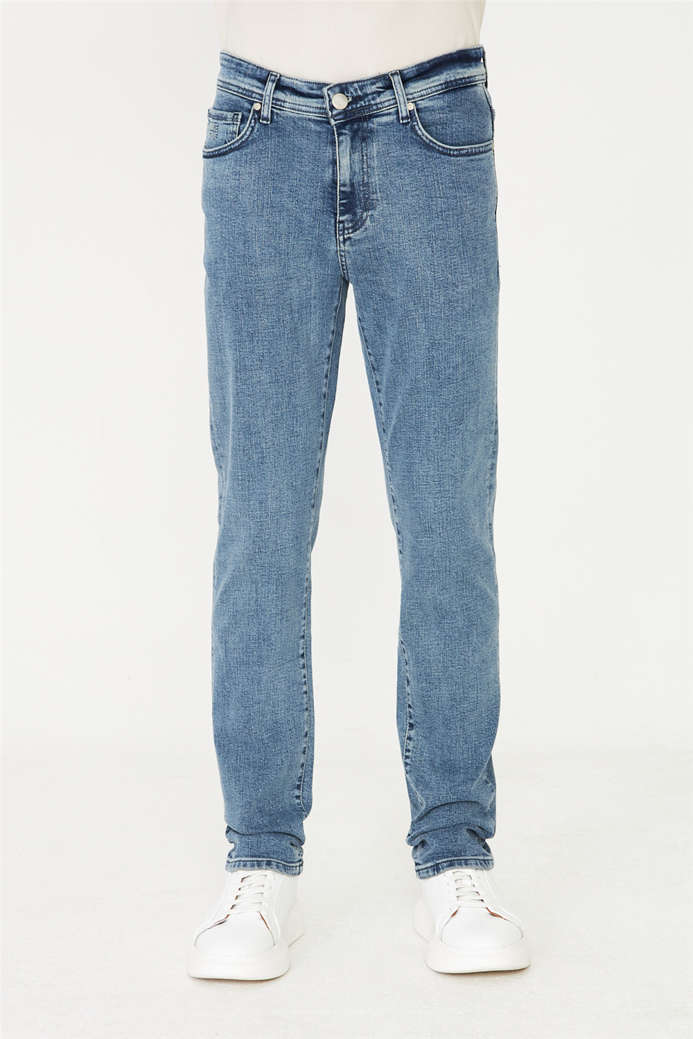Mavi Düz Kesim Modern Jean Pantolon