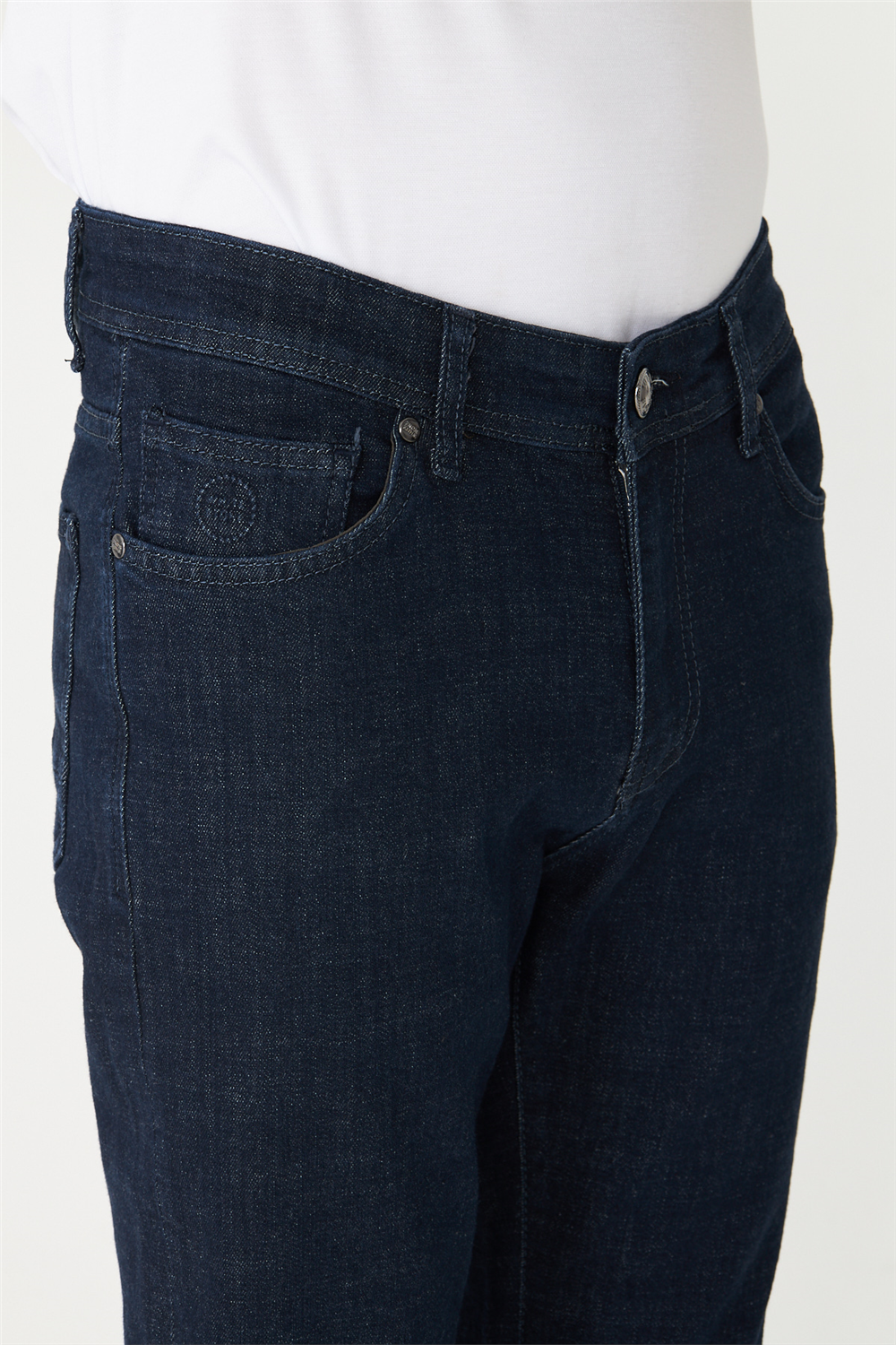 Lacivert Klasik Duruşlu Günlük Denim Pantolon