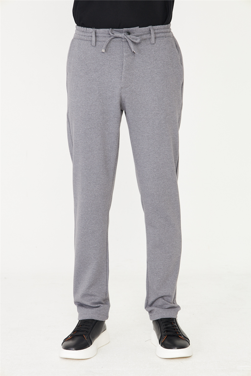 Gri Bağcıklı Rahat Kesim Jogger Pantolon