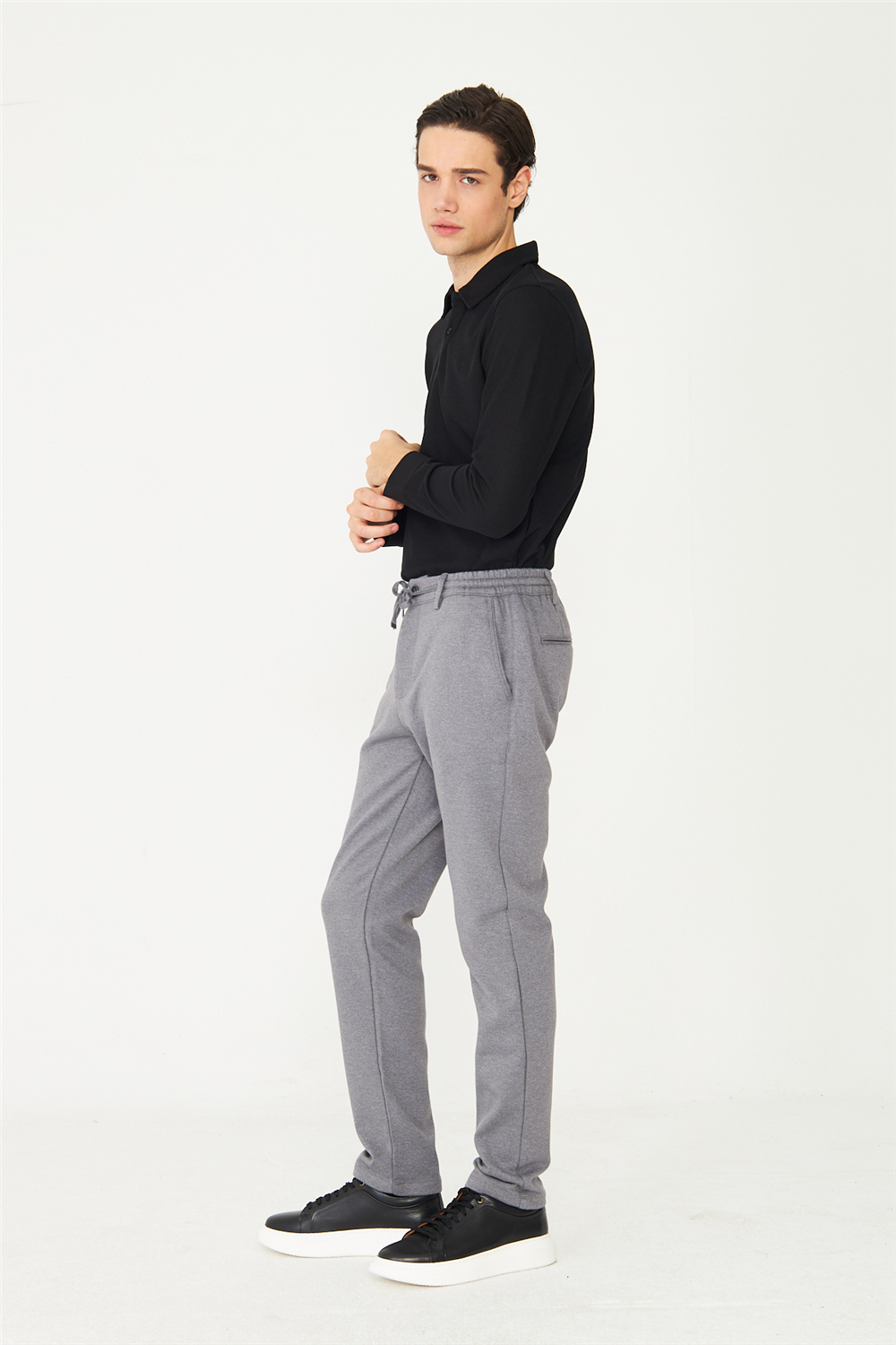 Gri Bağcıklı Rahat Kesim Jogger Pantolon