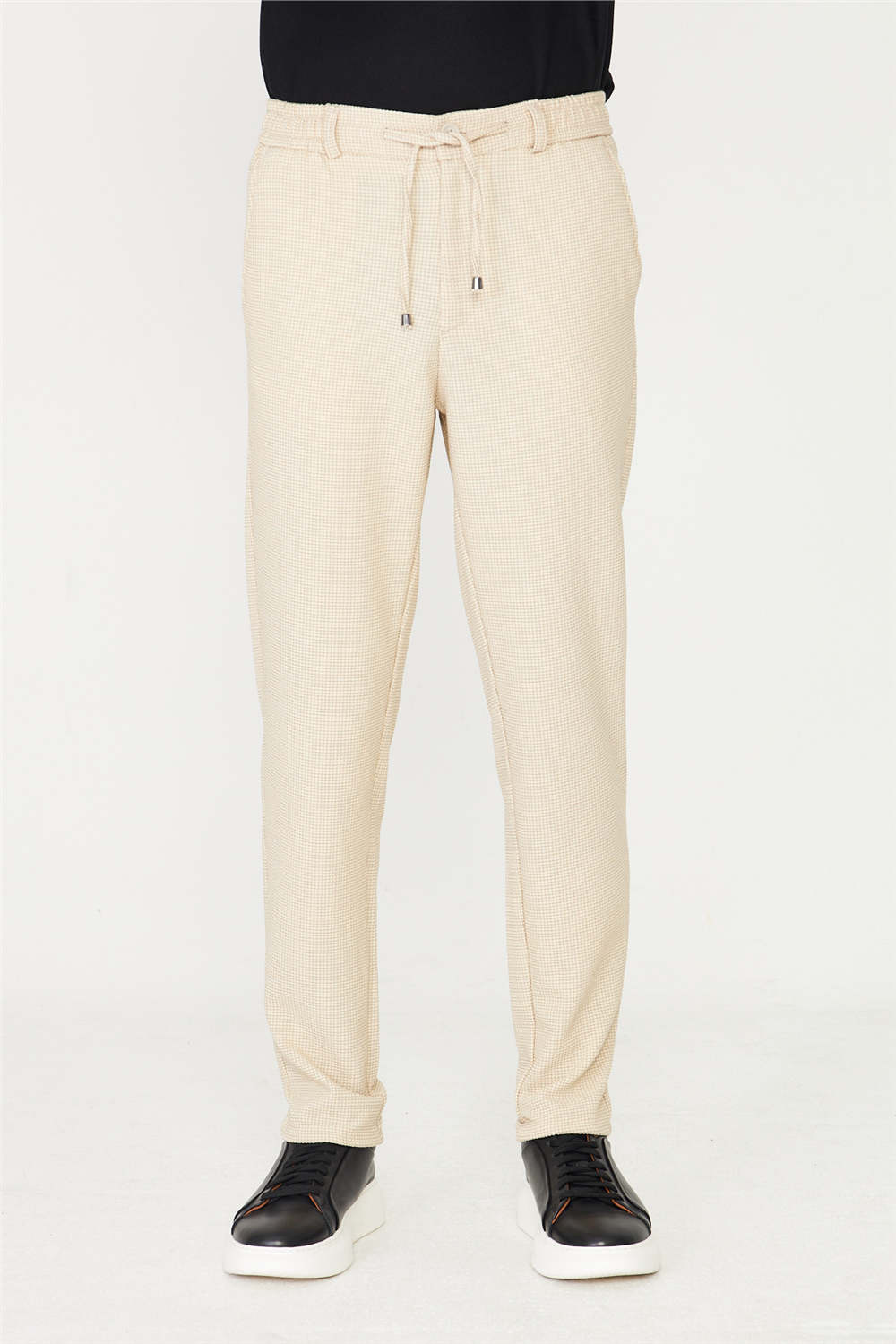 Bej Mikro Desenli Bağcıklı Modern Jogger Pantolon