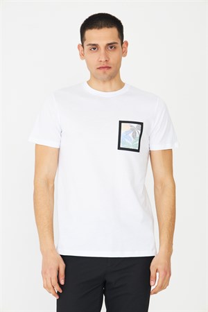 Beyaz Bisiklet Yaka Baskı Detaylı Erkek T-Shirt
