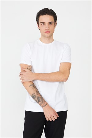 Beyaz Bisiklet Yaka Basic Erkek T-Shirt