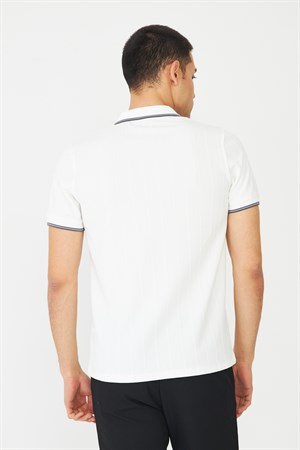Beyaz Fermuarlı Polo Yaka Erkek T-Shirt