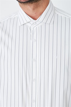 Beyaz Lacivert Çizgili Slim Fit Erkek Gömlek