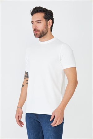 Beyaz Sıfır Yaka Basic T-shirt