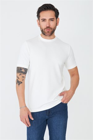 Beyaz Sıfır Yaka Basic T-shirt