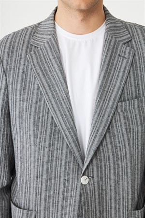 Gri Dokulu Çizgili Modern Kesim Şık Ceket