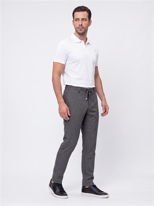 Gri Yandan Lastikli Regular Fit Erkek Jogger Pantolon